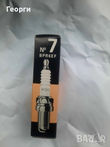 Чисто нова запалителна свещ NGK bpr6ef