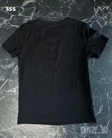 НОВА Дамска тениска Armani Exchange, S и М размери, снимка 6 - Тениски - 54782531