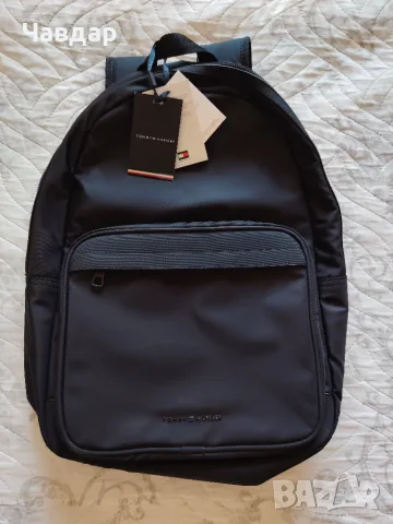 Tommy Hilfiger - раница, приблизително 20-22 л.