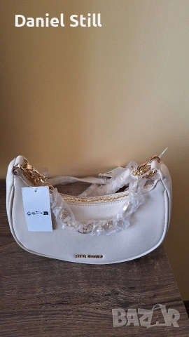НОВА Оригинална чанта Steve Madden 