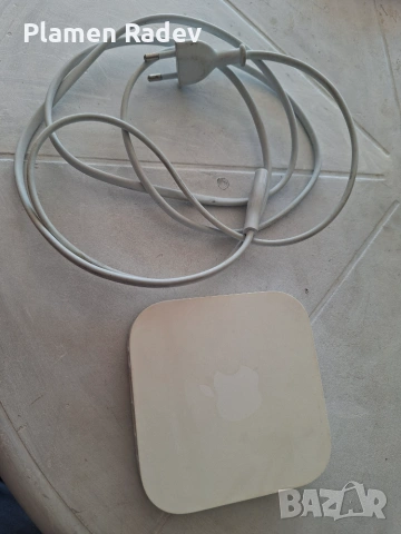 Apple AirPort Express Base Station компактен безжичен рутер, снимка 3 - Рутери - 54971890