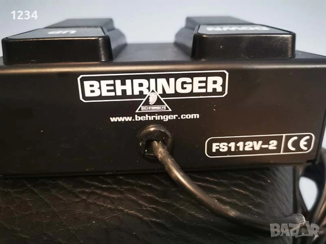 Усилвател за китара кубе berhinger V-ampire LX112 120W вградени ефекти, снимка 11 - Струнни инструменти - 54015476