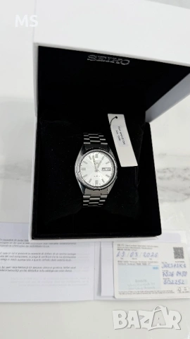 Seiko 5 SNXS73K1 – Като нов (2026), снимка 3 - Мъжки - 54563110