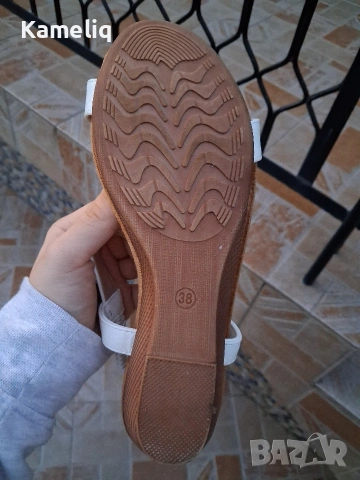 Елегантни бели сандали с камъни - Tendenz Comfort, снимка 8 - Сандали - 54032717