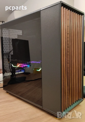 Кутия Fractal Design North XL Black TG, снимка 4 - Захранвания и кутии - 54917496