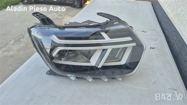 Десен фар Dacia Duster Led година 2021 2022 2023 2024 код 260106194R 