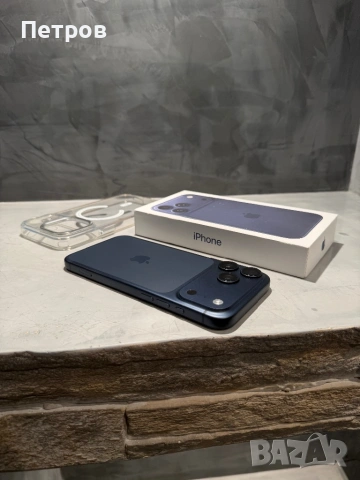 КАТО ЧИСТО НОВ Iphone 17 Pro Max Blue + калъф, снимка 2 - Apple iPhone - 54896070