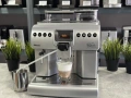 Кафемашина Saeco Royal One Toch Cappuccino, снимка 1