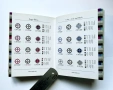 Colour Index: Over 1100 Colour Combinations Специализирано справочно ръководство по Графичен дизайн , снимка 10