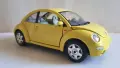Bburago VOLKSWAGEN New Beetle 1998 MADE IN ITALY 1:24, снимка 8