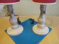 Комплект настолни /нощни/ лампи със стойки от дъб и червени цилиндрични шапки, снимка 4