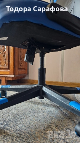 Геймърски стол на VOJENS, снимка 3 - Столове - 54070138