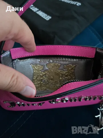 Продавам чисто НОВА малка секси Дамска чанта Juicy Couture, оригинална, розова, снимка 7 - Чанти - 55547819