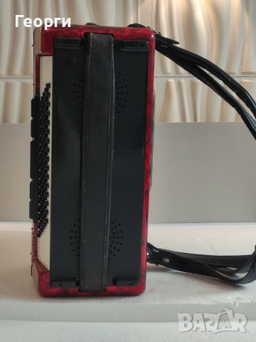 Продавам акордеон Велтмайстер Каприче 96 баса, снимка 5 - Акордеони - 54133698