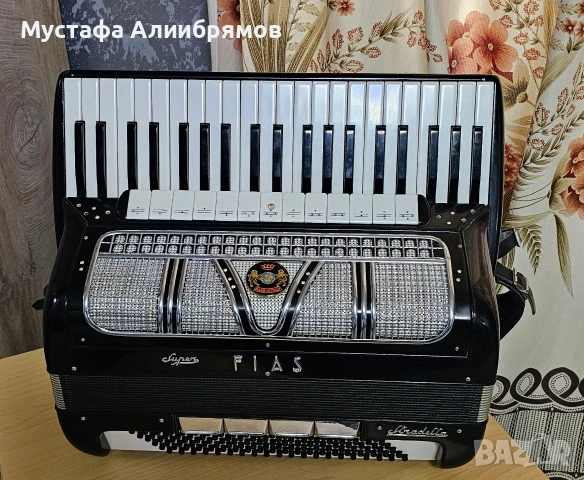Италиански Акустичен Super Fias Stradela 120 баса, снимка 8 - Акордеони - 54674170