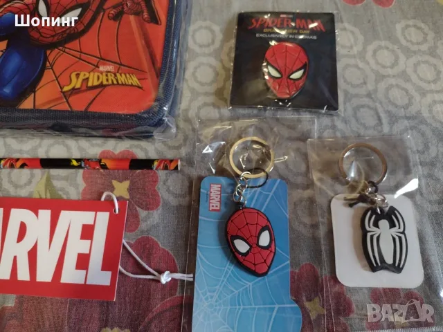 НОВО Spiderman аксесоари, за лаптоп, 3D Несесер, ключодържатели, снимка 5 - Чанти - 44635382