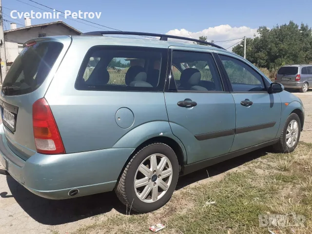 Форд Фокус 1.6 101кс, снимка 5 - Автомобили и джипове - 55538449