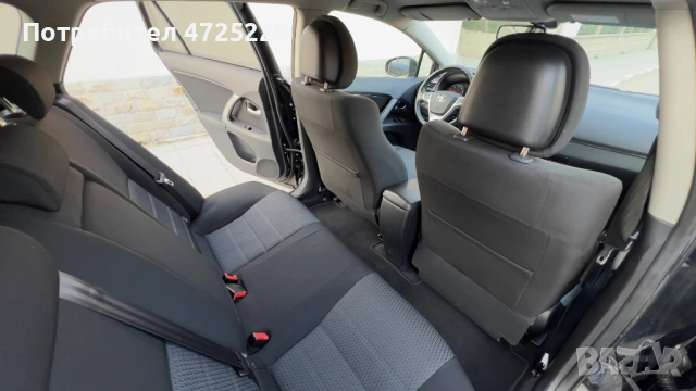 Toyota Avensis 2.2 D-4D 2014г, снимка 12 - Автомобили и джипове - 54598545