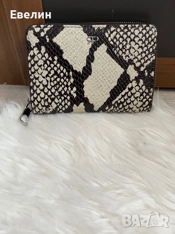 Портфейл parfois, снимка 4 - Портфейли, портмонета - 53984935