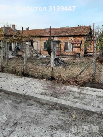 Продавам къща в с. Мадара , снимка 7 - Къщи - 54619423