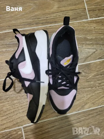 дамски маратонки Nike, снимка 2 - Маратонки - 55492917