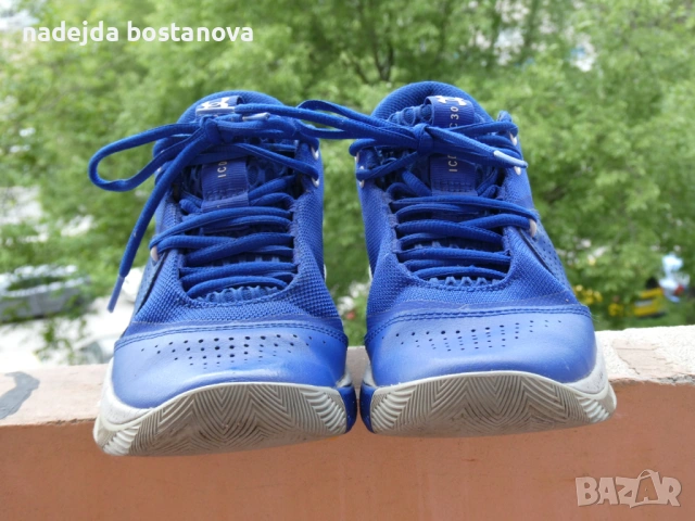 продавам баскетболни маратонки under armour curry 3,номер 36,5 сини., снимка 2 - Маратонки - 54537919
