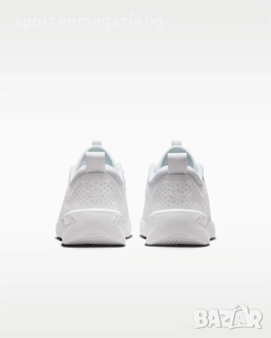 Юношески маратонки Nike Omni Multi-Court (GS), снимка 6 - Детски маратонки - 55102784