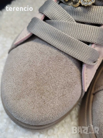 Нови кецки с пеперуда, снимка 5 - Кецове - 53960697