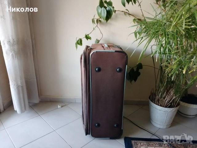 Куфар  "олекотен 3кг" 70/50/35см  "L.Lаmbertаzzi" "20€" Перфектен:+Доставка:, снимка 5 - Куфари - 54665448