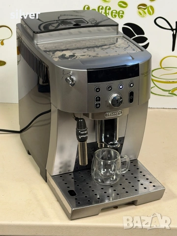 Кафемашина кафе автомат delonghi magnifica smart с гаранция, снимка 5 - Кафемашини - 54734226