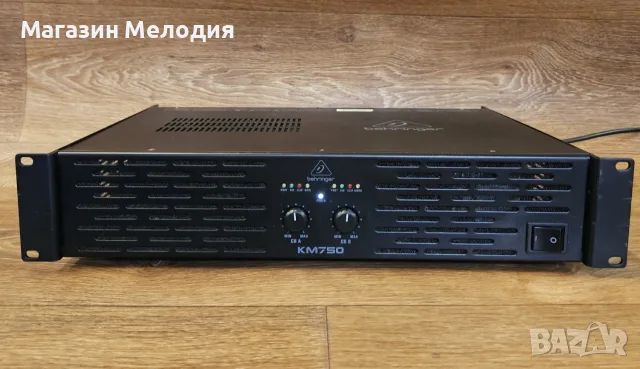 Професионално крайно стъпало Behringer KM750 – Две по 400 вата. 750 W в мостов режим Bridge Mode, снимка 2 - Ресийвъри, усилватели, смесителни пултове - 55351450