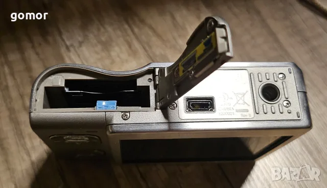 цифров фотоапарат HP Photosmart R927 – 8.2 MP, 3x оптичен zoom, снимка 12 - Фотоапарати - 55545800