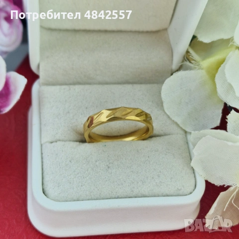 💍Пръстен Модел „Голд Геометрия“
