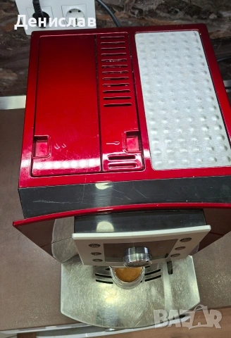 Кафеавтомат / Кафемашина Delonghi Perfecta , снимка 3 - Кафемашини - 54668224