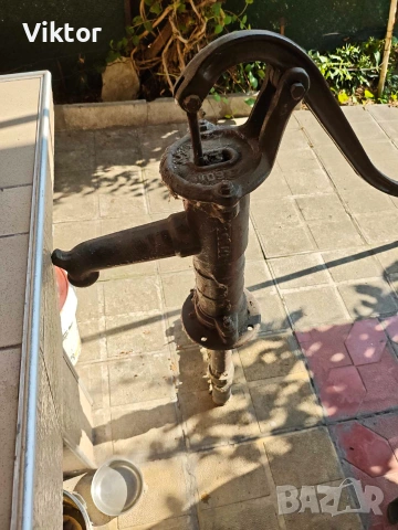 ръчна чугъунена помпа за вода 