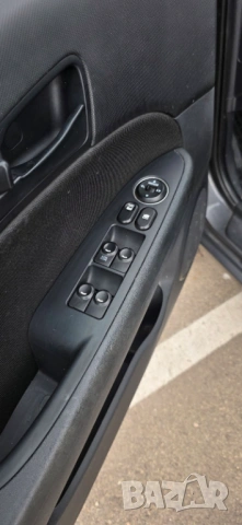 Hyundai i30 1.6 CRDI, 90hp, снимка 16 - Автомобили и джипове - 54255943
