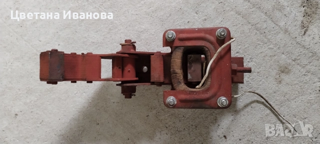 Спирачка за кран , снимка 2 - Резервни части за машини - 54325134