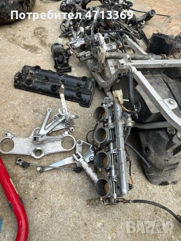 Suzuki gsxr 750 i srad на части , снимка 11 - Части - 54807348