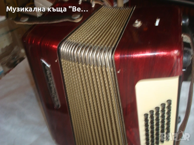 Акордеон Велтмайстер Стела 40 баса с куфар, снимка 14 - Акордеони - 55267389