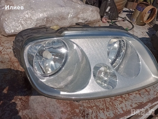 Фарове за Vw Caddy/ touran, снимка 2 - Части - 54811354