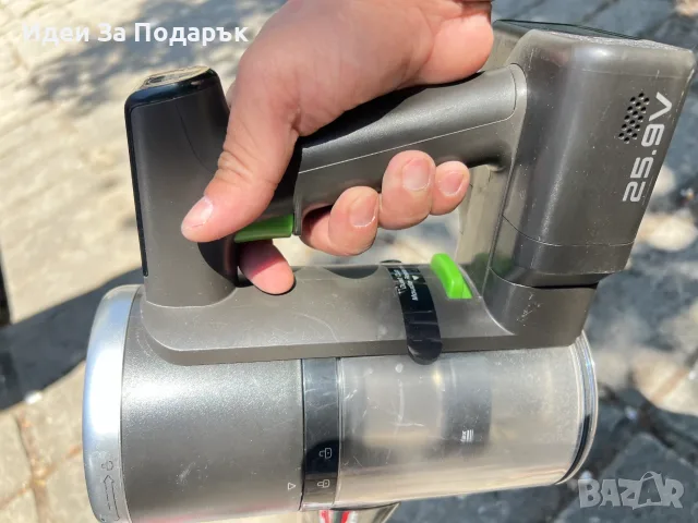 Eureka NEC370 - безжична вертикална прахосмукачка
