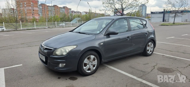 Hyundai i30 1.6 CRDI, 90hp, снимка 3 - Автомобили и джипове - 54255943