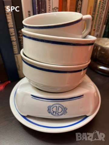 Порцеланов комплект