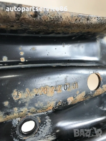 Конзола за опора на двигател и скоростна кутия за Mercedes W220 S500 (2000) A2202420201, снимка 2 - Части - 55261663