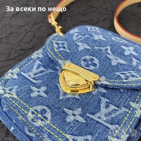 LV / Crossbody / Blue / Дамска Синя Чанта Естествена Кожа За През Рамо 13x18x5см Код ch58, снимка 2 - Чанти - 55421182
