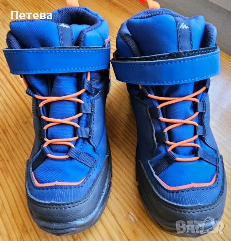 НОВИ Туристически обувки Quechua, снимка 2 - Детски боти и ботуши - 54591662