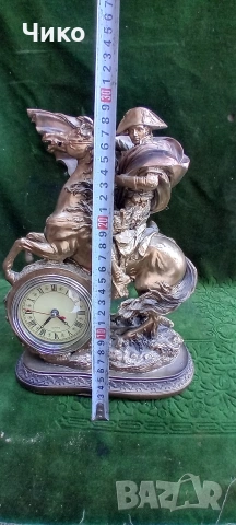 Красив часовник със стойка, снимка 5 - Антикварни и старинни предмети - 54115828