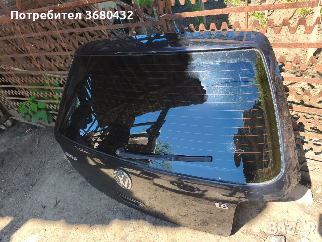 Заден капак за Голф 4 , снимка 2 - Части - 54572728