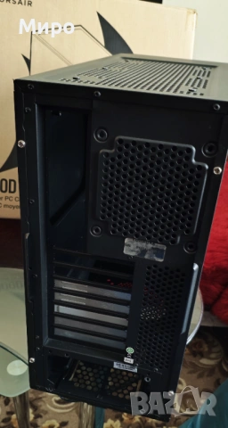 Компютърна кутия (PC Case) Corsair Carbide 200R, снимка 2 - Захранвания и кутии - 54442488