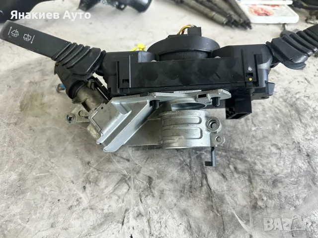 Интериорни части за Opel Astra H, снимка 7 - Части - 55465114